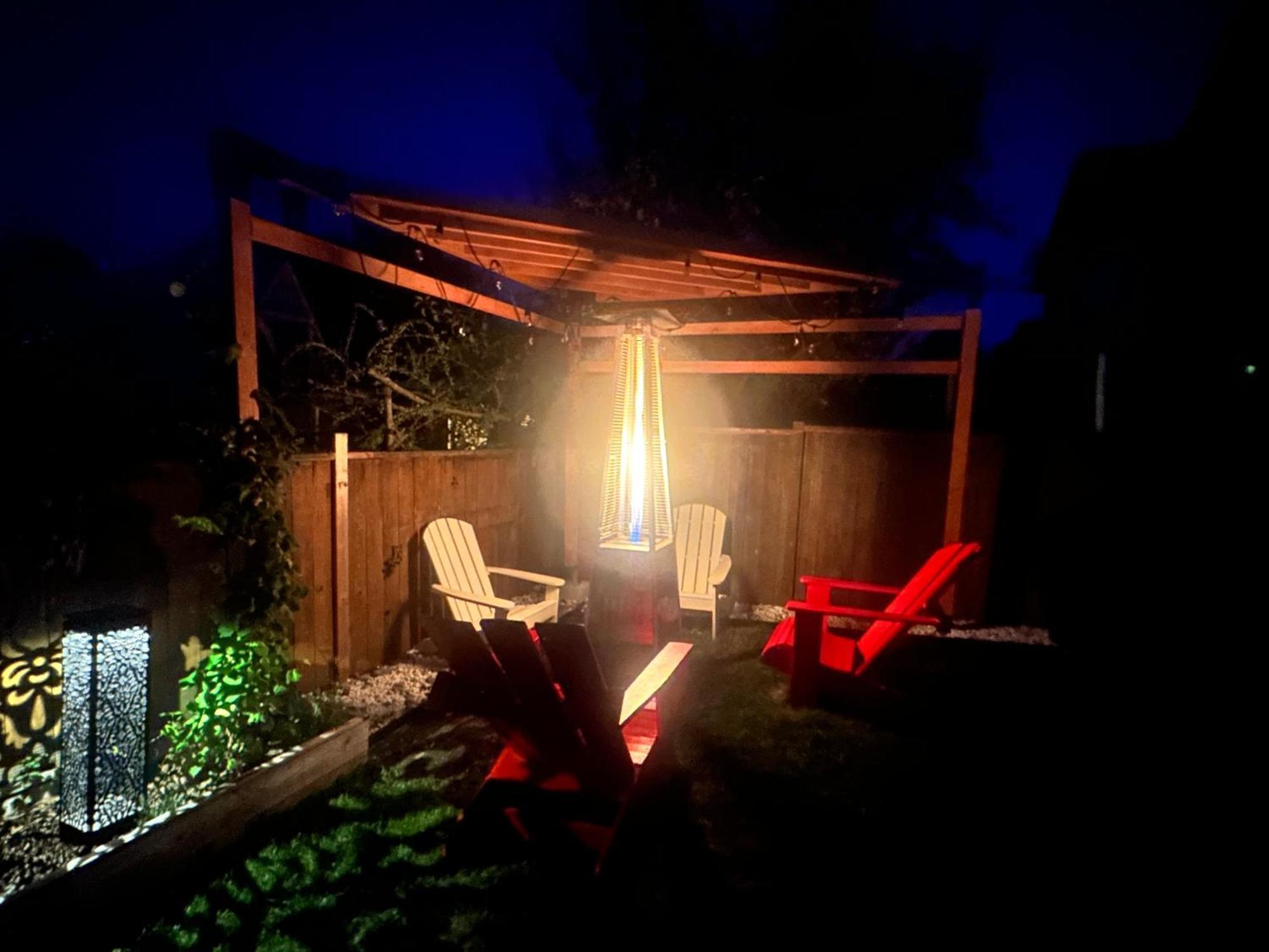 Sooke Vacation Suite Екстериор снимка
